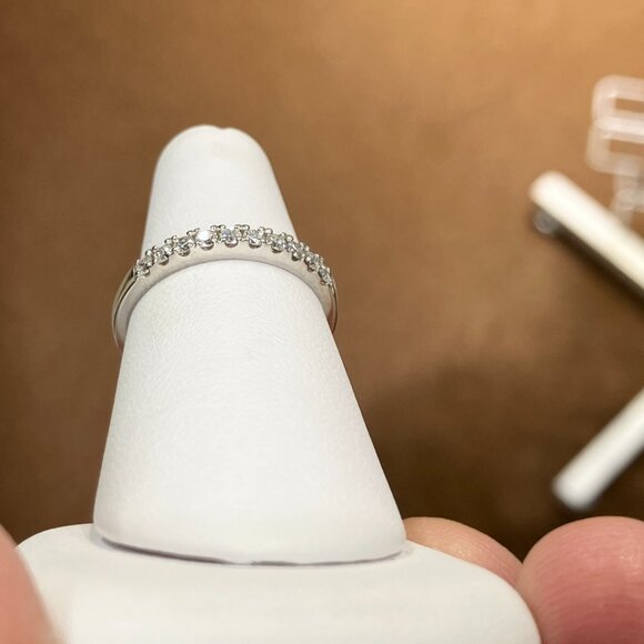 Women's White Gold Diamond Wedding Ring - Picture 3 of 6